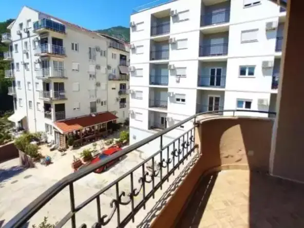Wohnung 54m² mit 1 Schlafzimmer in Budva