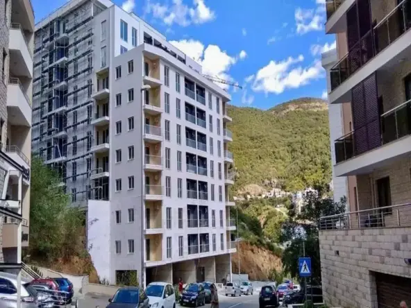 Apartment mit 1 Schlafzimmer, 58m2 in der neuen Premium-Wohnanlage „Becici Hills“ (Fab Life)