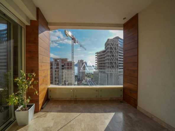Wohnung, 2 Schlafzimmer, 121m2 im Zentrum von Budva