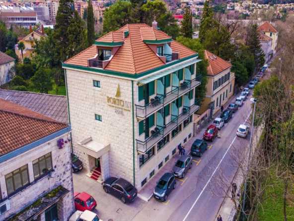 Hotel „PortoIn“ für 17 Zimmer Kotor, Montenegro.