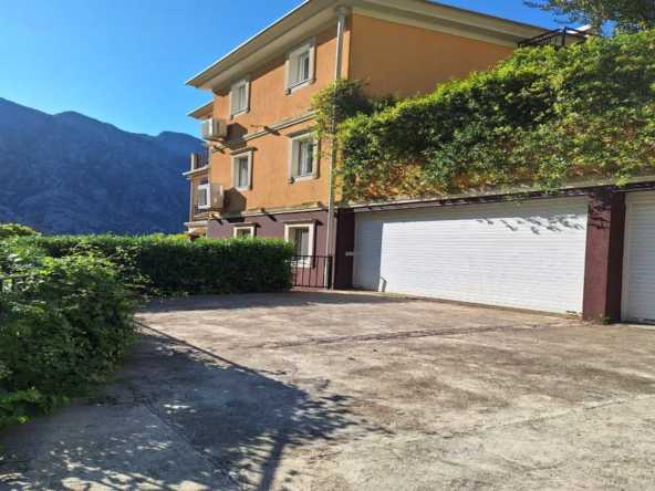 Maisonette-Wohnung, 3 Schlafzimmer, 150 m2 in Orahovets